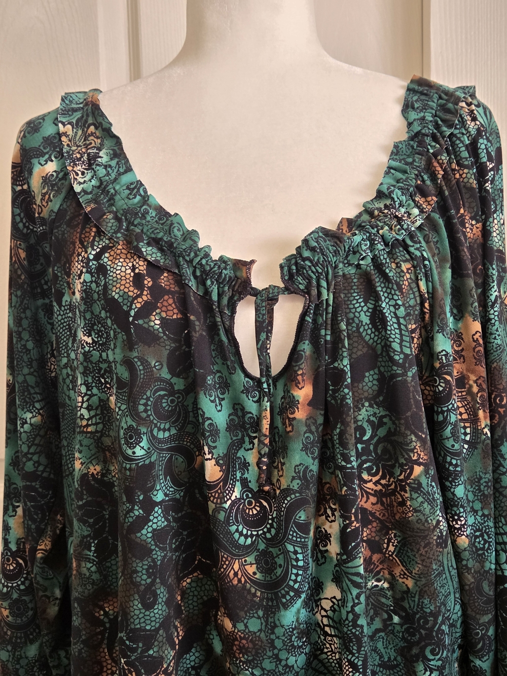 Women's Teal Floral Peasant Top - Boho Tunic - Picture 4 of 5